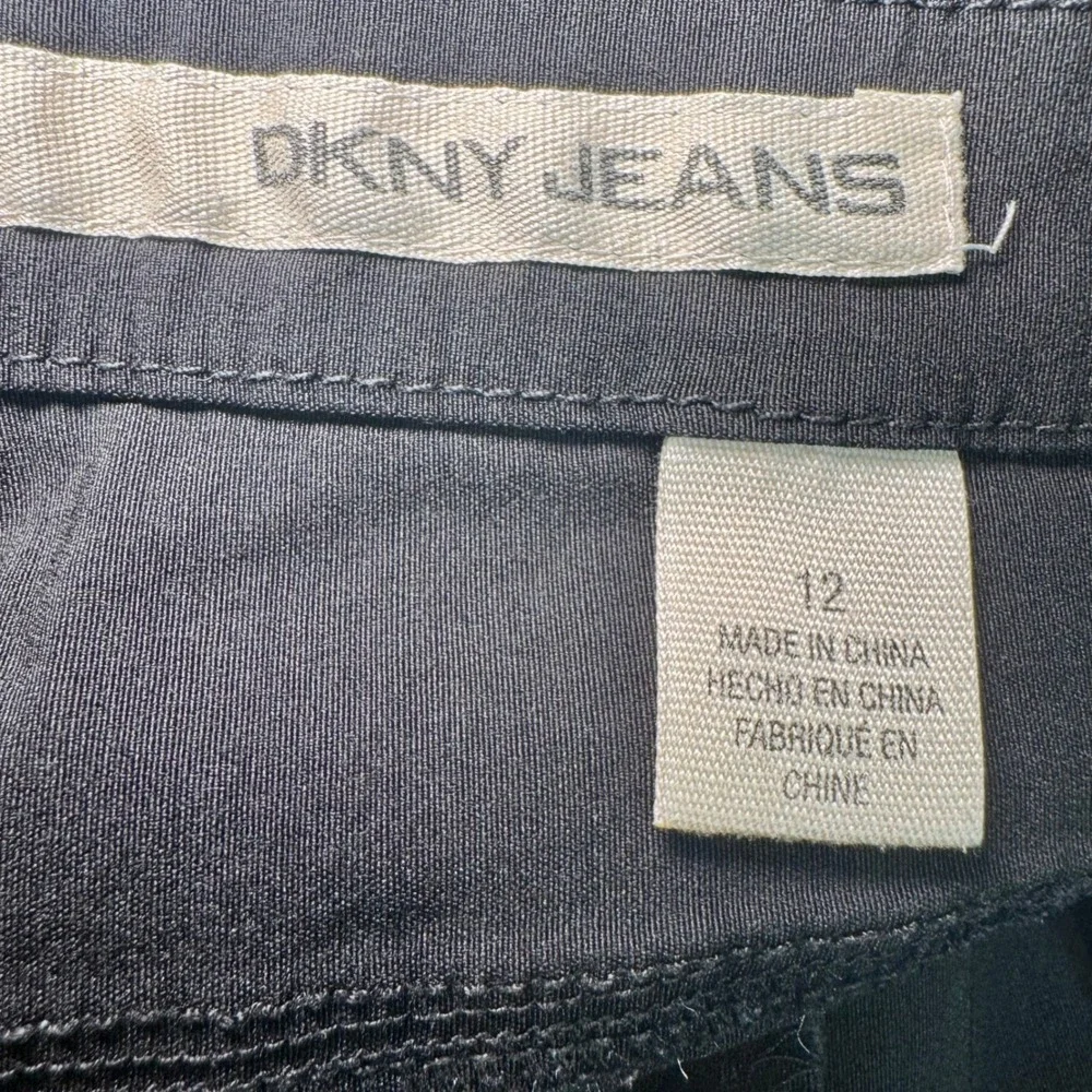 DKNY Jeans East Village Black Straight Leg Seam Front Trousers Pants Womens 12